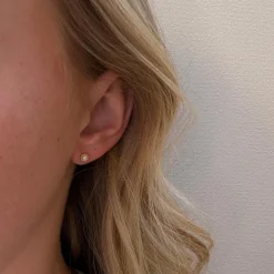 Mads Z Noelle Perleørestikker i 8kt Guld