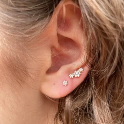 MARIA TASH Diamond Flower Treaded Stud Earring 3mm