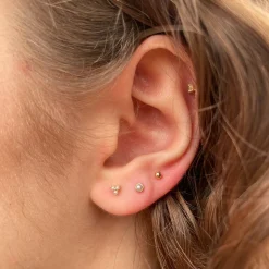 MARIA TASH 2,5mm Ball Threaded Stud
