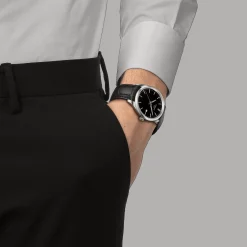 TISSOT PR 100 QUARTZ MED SORT URSKIVE 40MM